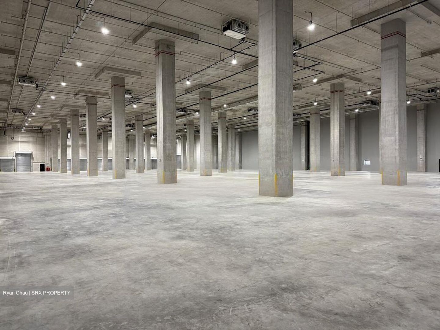 Gul Street 4 (D22), Warehouse #462330551